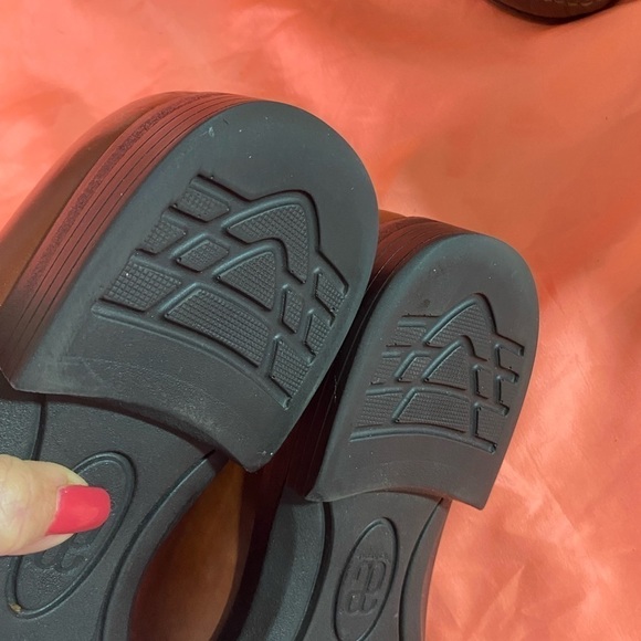 Allen Edmonds 10 1/2B - Picture 8 of 11